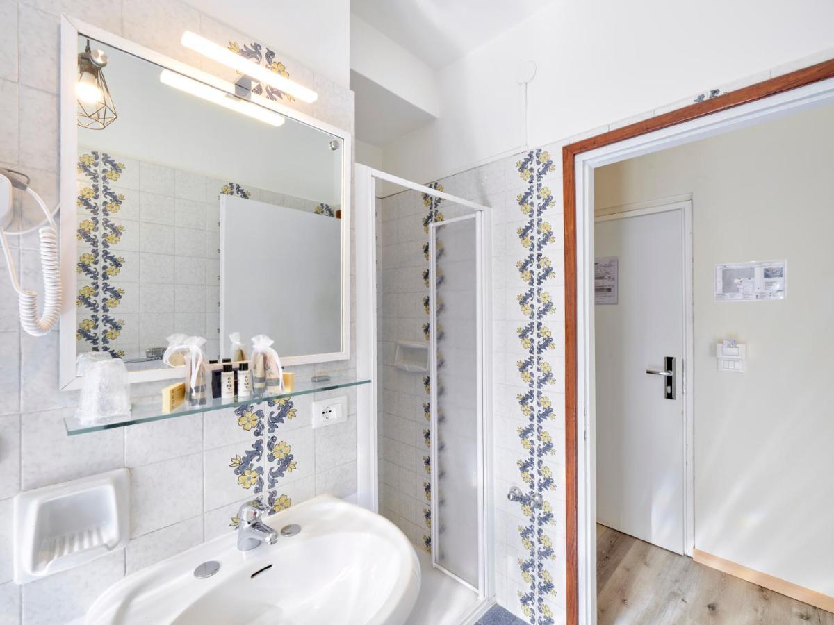 Hotel San Marco Garda  Bagian luar foto