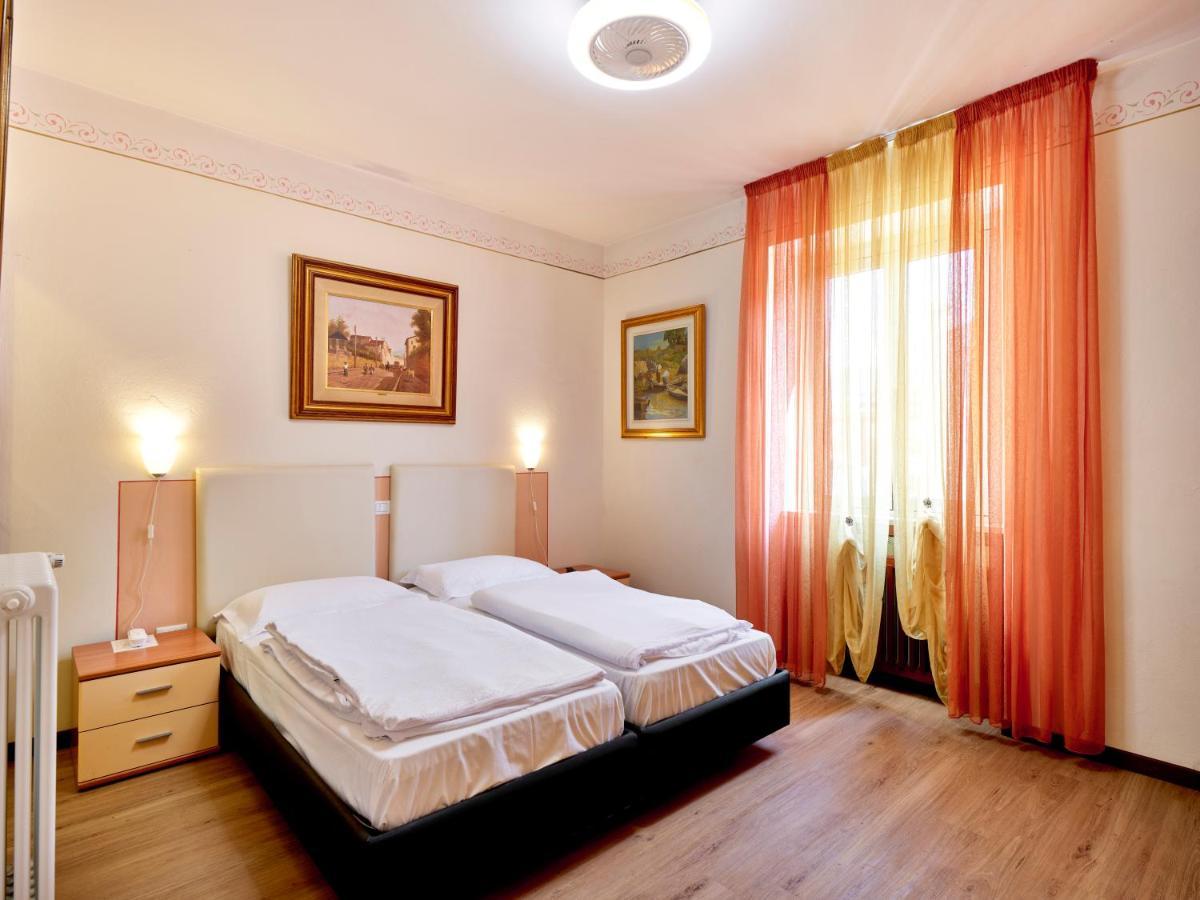 Hotel San Marco Garda  Bagian luar foto
